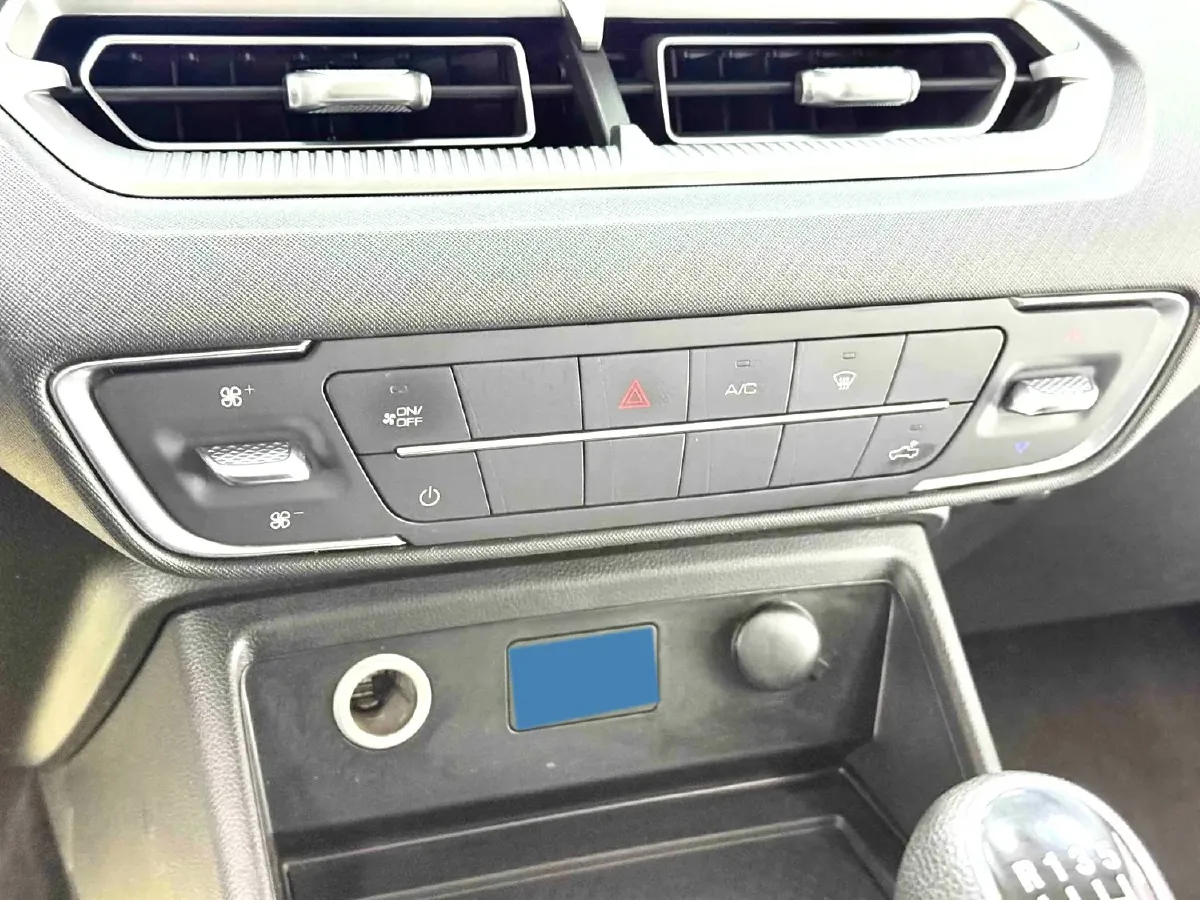 2022 Great Wall Poer King Kong 2.0T 163HP L4 6MT,autocango,china used car exporter,china ev exporter,chinese used car exporter,chinese used ev exporter