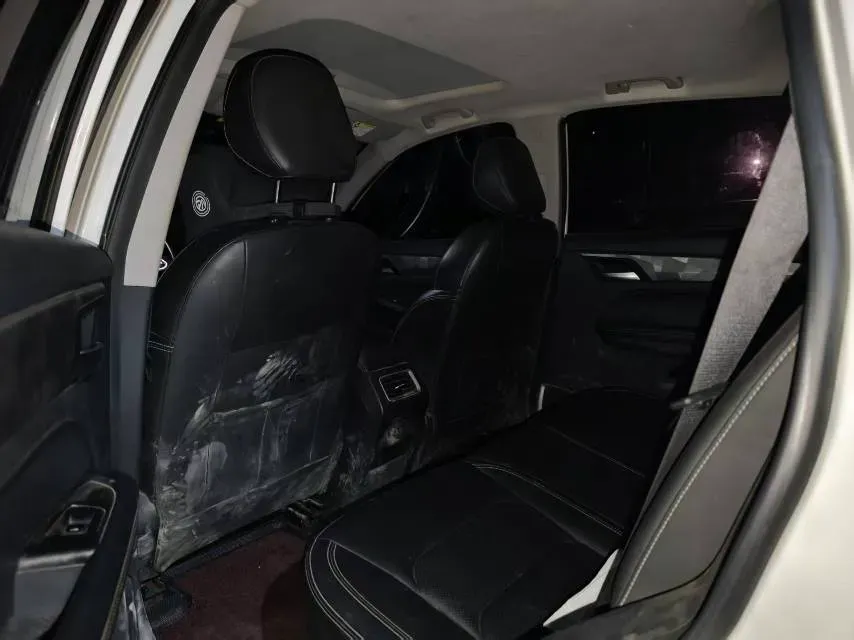 2020 Geely Vision X6 1.4T 141HP L4 6MT,autocango,china used car exporter,china ev exporter,chinese used car exporter,chinese used ev exporter