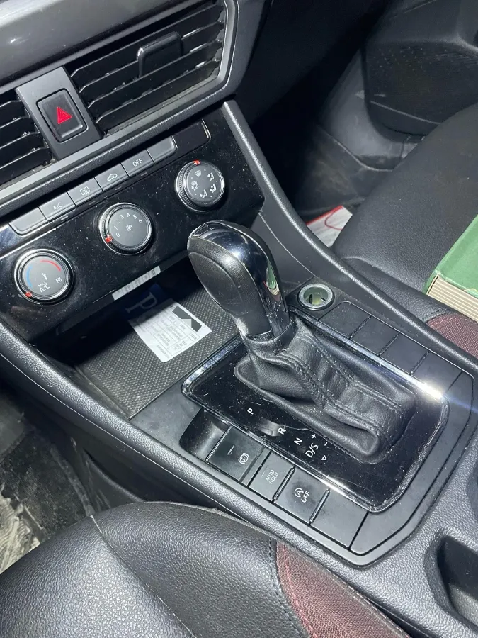 2021 Volkswagen Bora 1.5L 113HP L4 6AT,autocango,china used car exporter,china ev exporter,chinese used car exporter,chinese used ev exporter