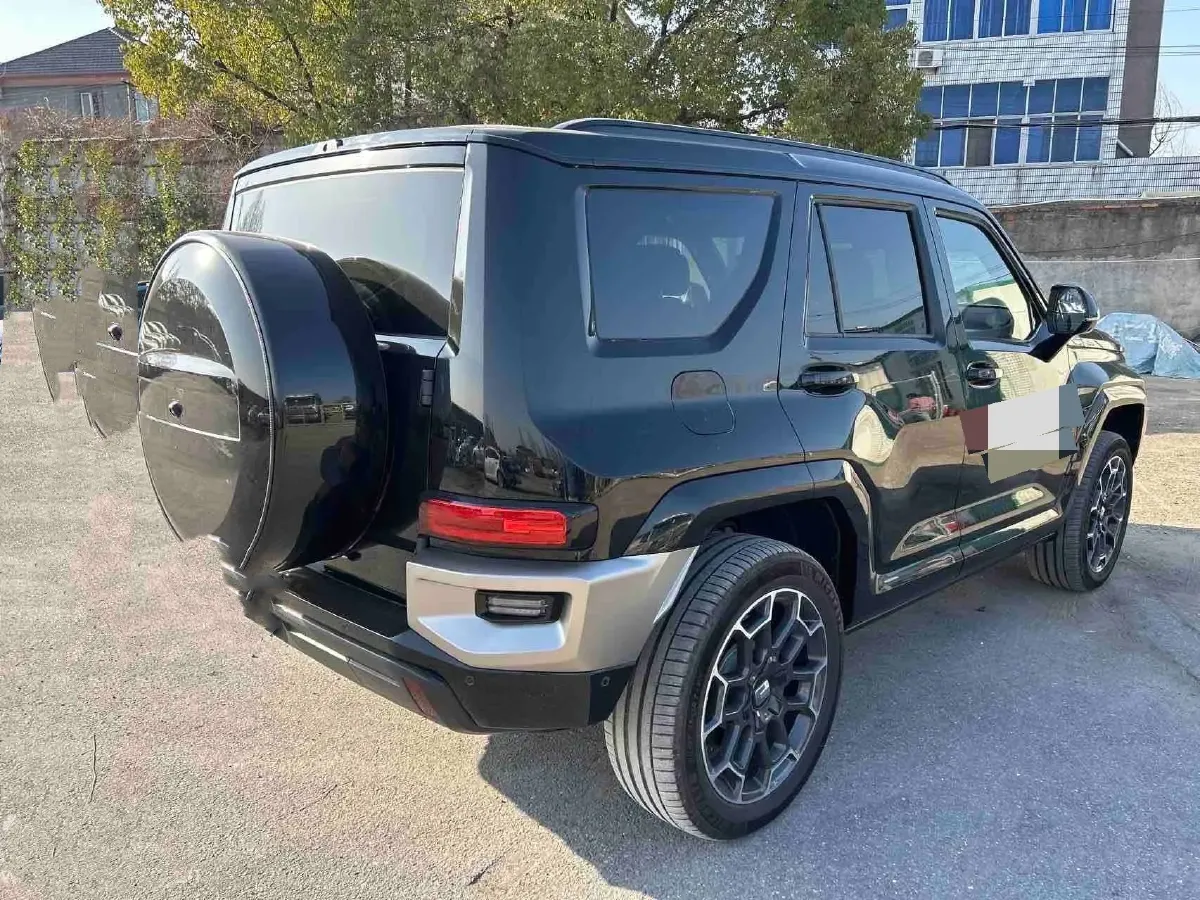 2024 Tank 700 3.0T 360HP V6 9AT PHEV 37.1KWH,autocango,china used car exporter,china ev exporter,chinese used car exporter,chinese used ev exporter