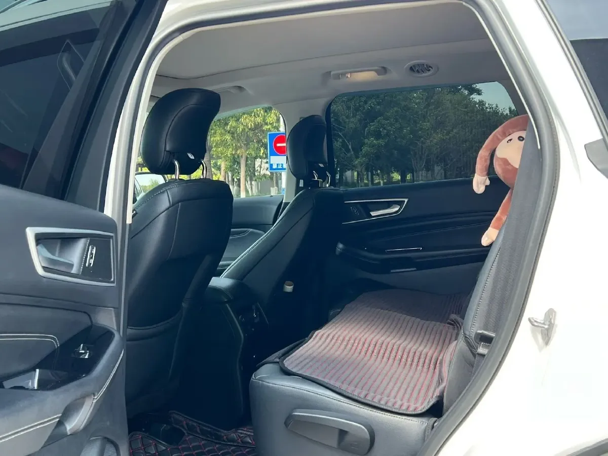 2018 Ford Edge 2.0T 245HP L4 6AT,autocango,china used car exporter,china ev exporter,chinese used car exporter,chinese used ev exporter