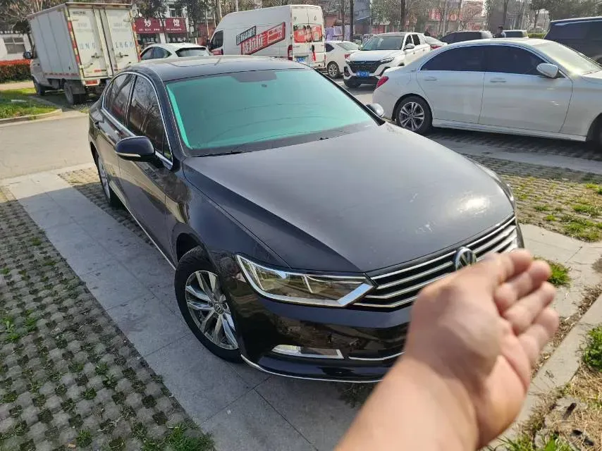 2018 Volkswagen Magotan 1.4T 150HP L4 7DCT,autocango,china used car exporter,china ev exporter,chinese used car exporter,chinese used ev exporter