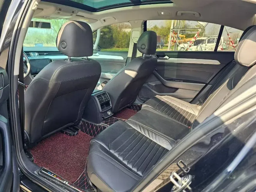 2018 Volkswagen Magotan 1.4T 150HP L4 7DCT,autocango,china used car exporter,china ev exporter,chinese used car exporter,chinese used ev exporter