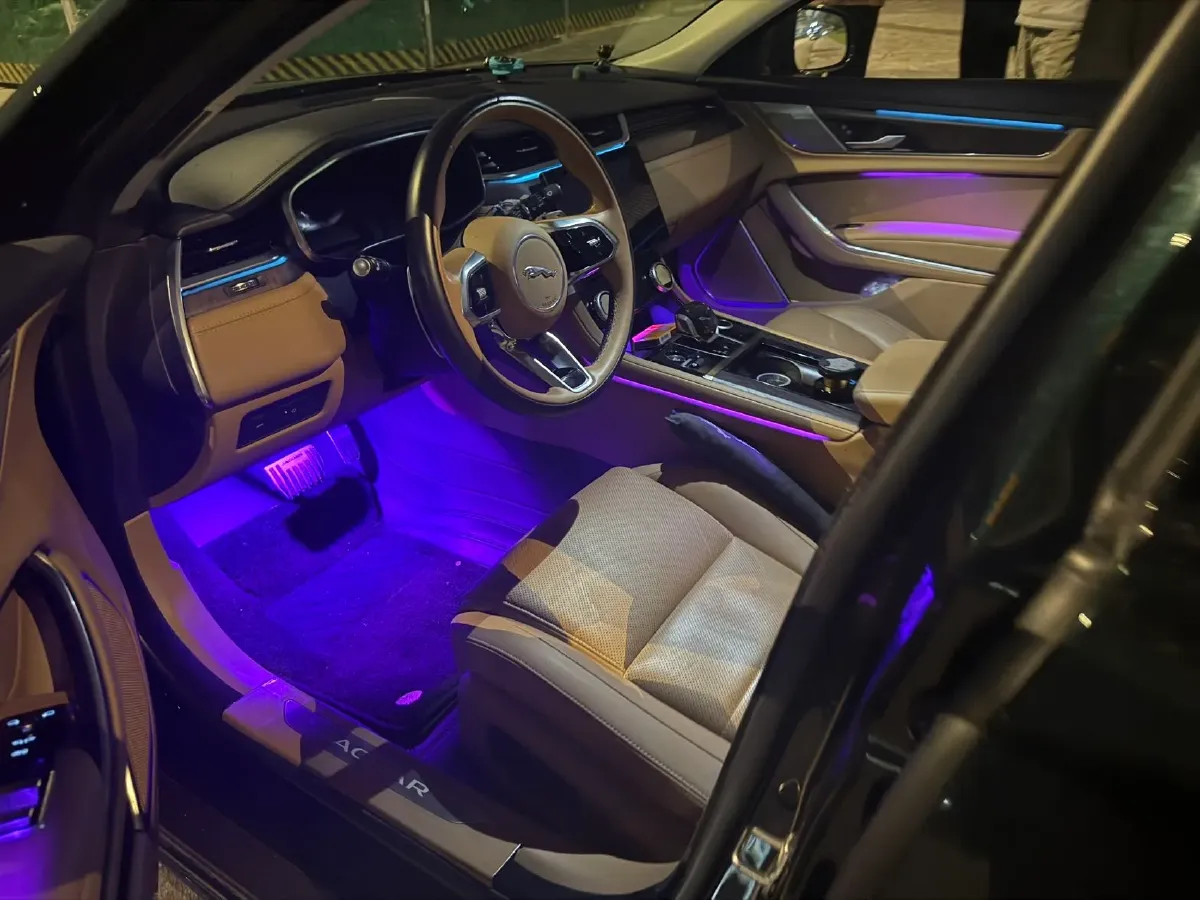 2023 Jaguar XFL 2.0T 250HP L4 8AT,autocango,china used car exporter,china ev exporter,chinese used car exporter,chinese used ev exporter