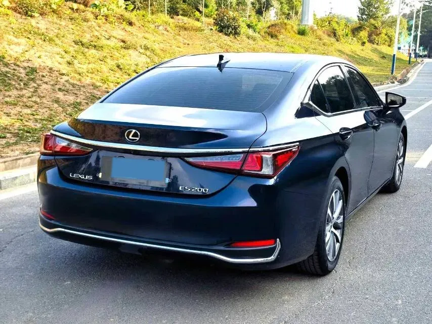2020 Lexus ES 2.0L 173HP L4 CVT,autocango,china used car exporter,china ev exporter,chinese used car exporter,chinese used ev exporter