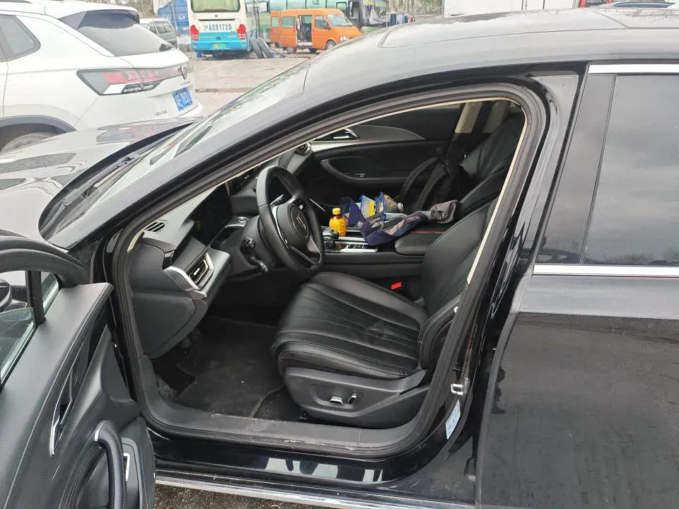 2022 HongQi H5 1.5T 169HP L4 7DCT,autocango,china used car exporter,china ev exporter,chinese used car exporter,chinese used ev exporter