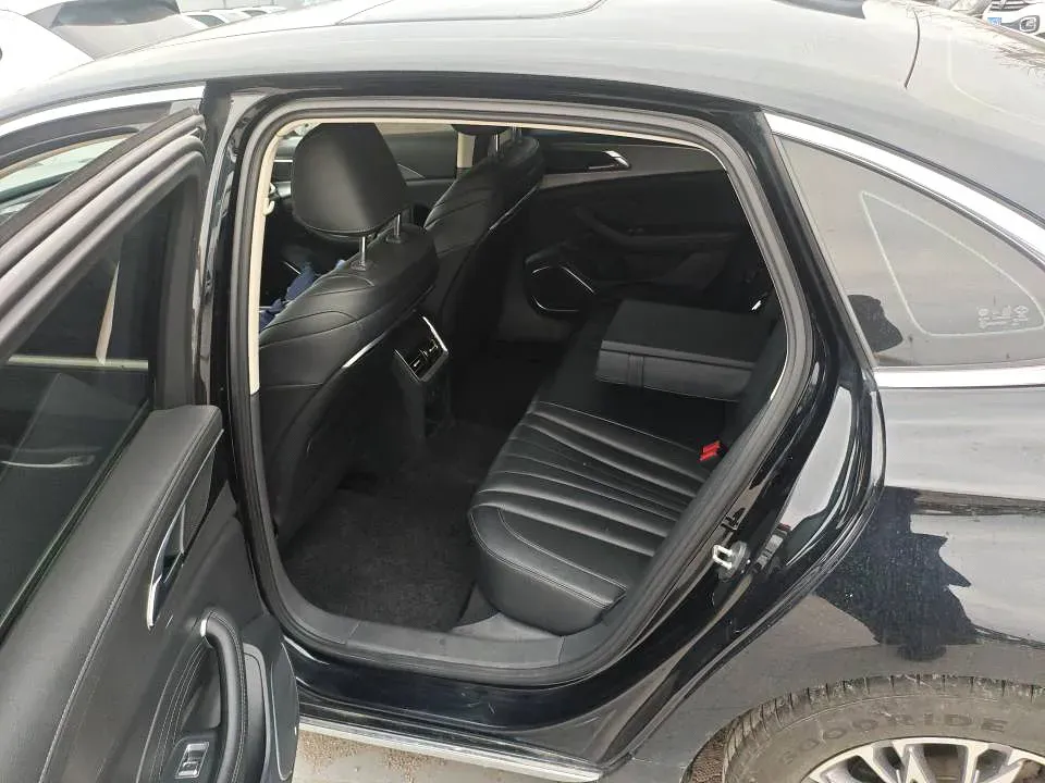 2022 HongQi H5 1.5T 169HP L4 7DCT,autocango,china used car exporter,china ev exporter,chinese used car exporter,chinese used ev exporter