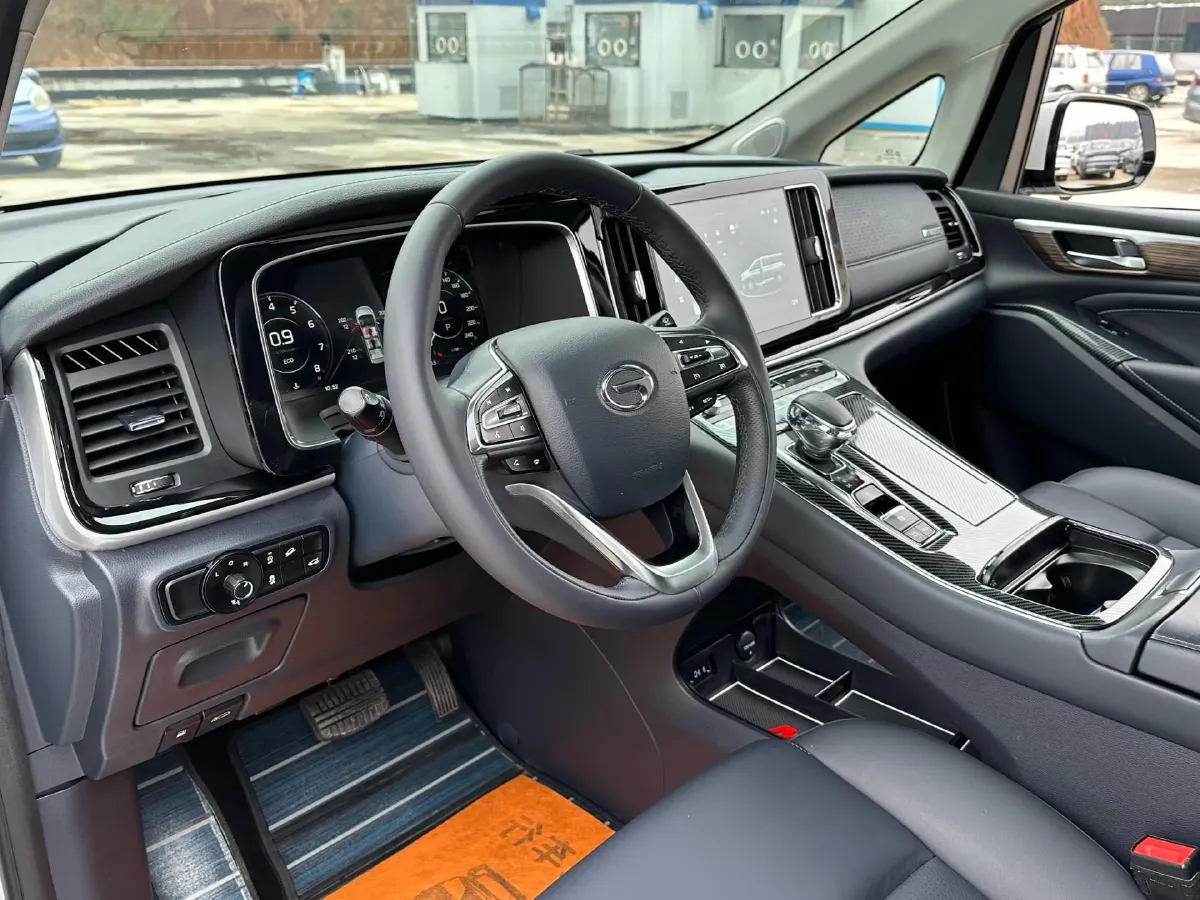 2021 GAC Trumpchi M8 2.0T 252HP L4 8AT,autocango,china used car exporter,china ev exporter,chinese used car exporter,chinese used ev exporter