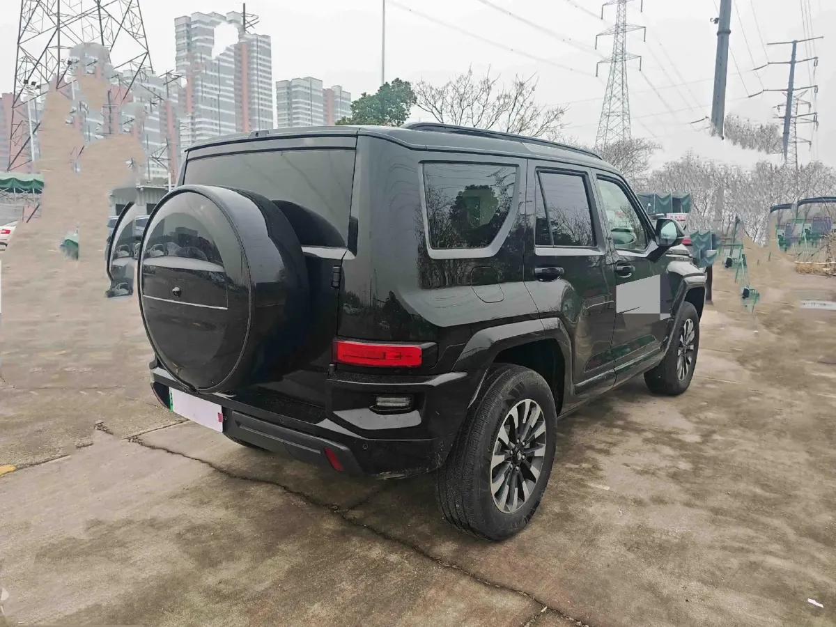2024 Tank 700 3.0T 360HP V6 9AT PHEV 37.1KWH,autocango,china used car exporter,china ev exporter,chinese used car exporter,chinese used ev exporter