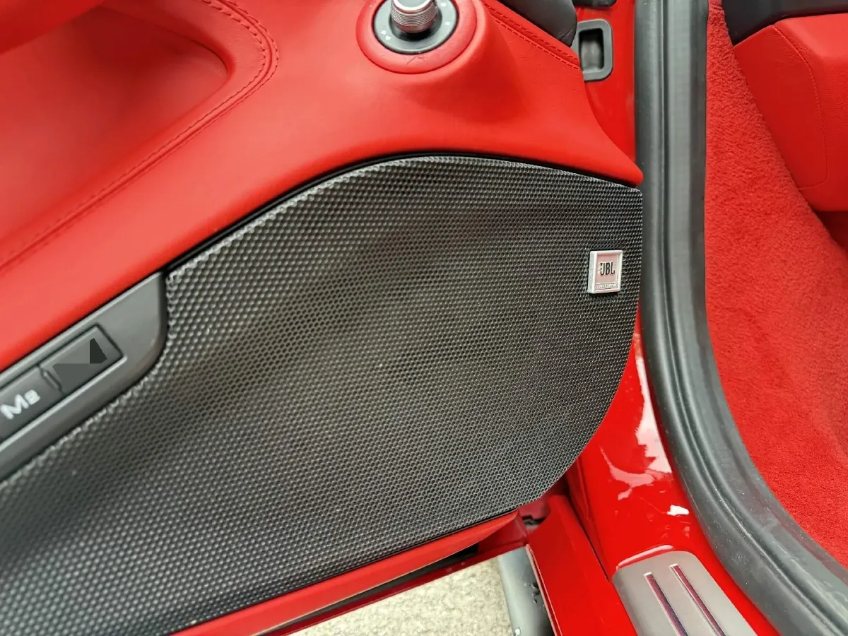 2020 Ferrari F8 3.9T 720HP V8 7DCT,autocango,china used car exporter,china ev exporter,chinese used car exporter,chinese used ev exporter