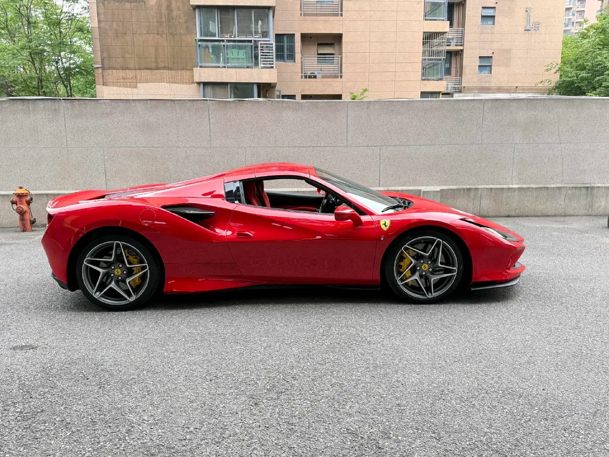 2020 Ferrari F8 3.9T 720HP V8 7DCT,autocango,china used car exporter,china ev exporter,chinese used car exporter,chinese used ev exporter