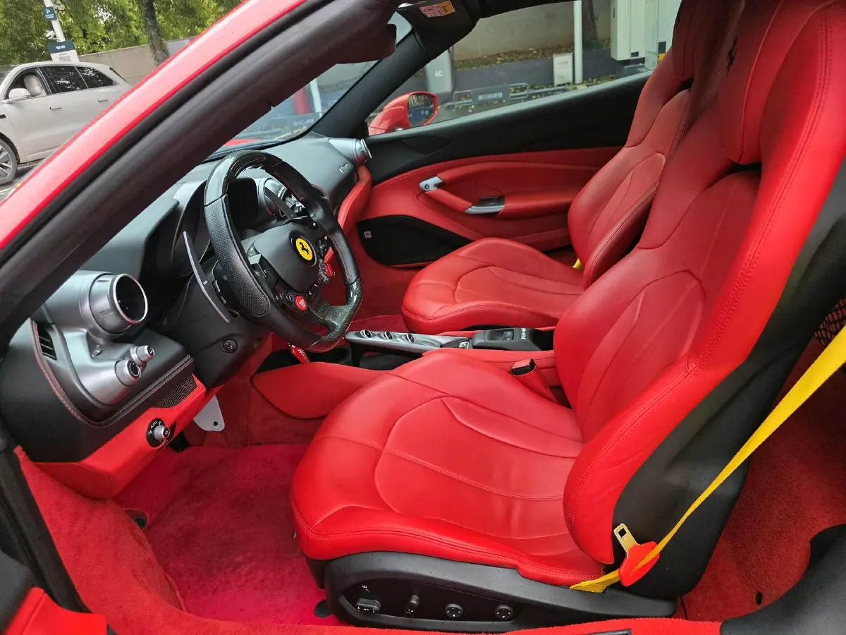 2020 Ferrari F8 3.9T 720HP V8 7DCT,autocango,china used car exporter,china ev exporter,chinese used car exporter,chinese used ev exporter