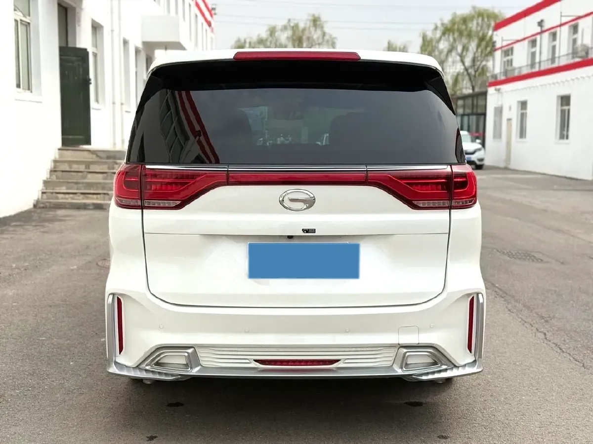 2021 GAC Trumpchi M8 2.0T 252HP L4 8AT,autocango,china used car exporter,china ev exporter,chinese used car exporter,chinese used ev exporter