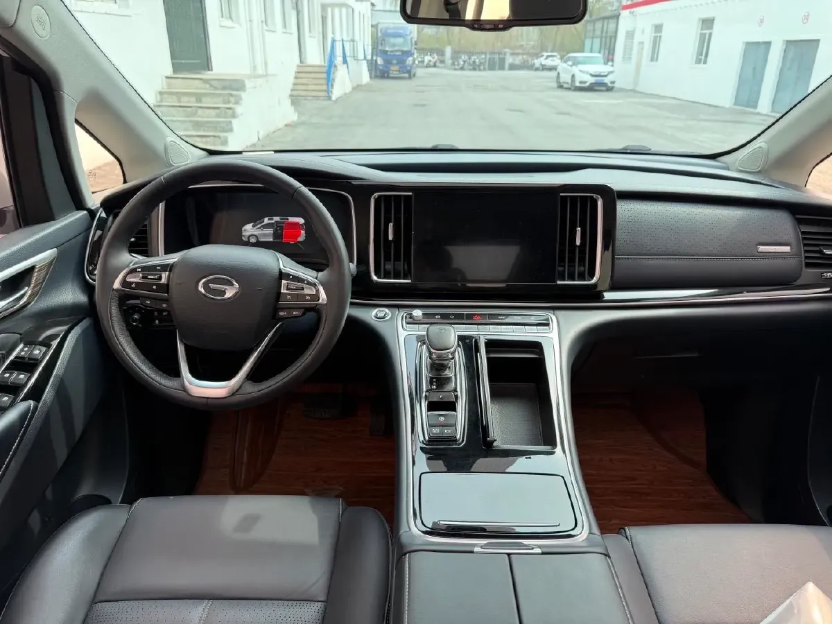 2021 GAC Trumpchi M8 2.0T 252HP L4 8AT,autocango,china used car exporter,china ev exporter,chinese used car exporter,chinese used ev exporter