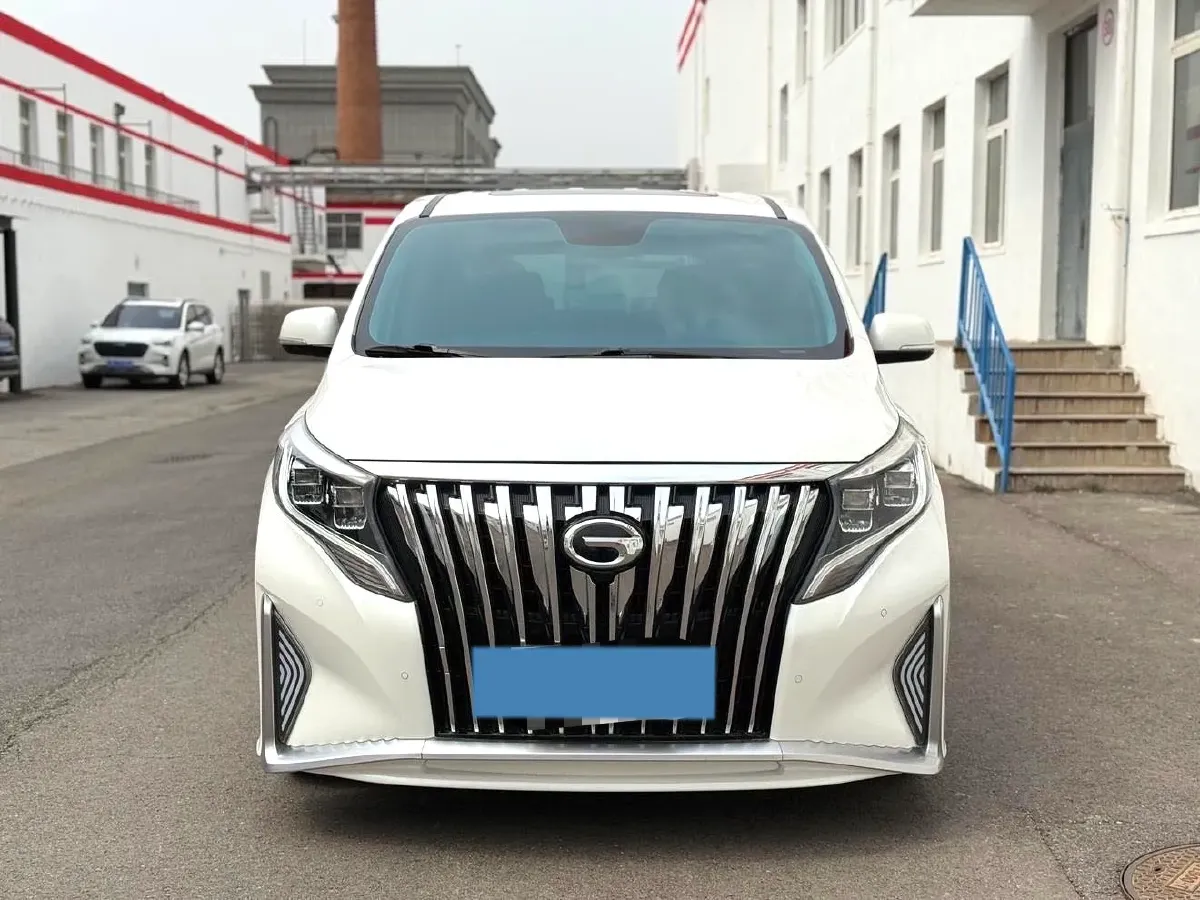 2021 GAC Trumpchi M8 2.0T 252HP L4 8AT,autocango,china used car exporter,china ev exporter,chinese used car exporter,chinese used ev exporter