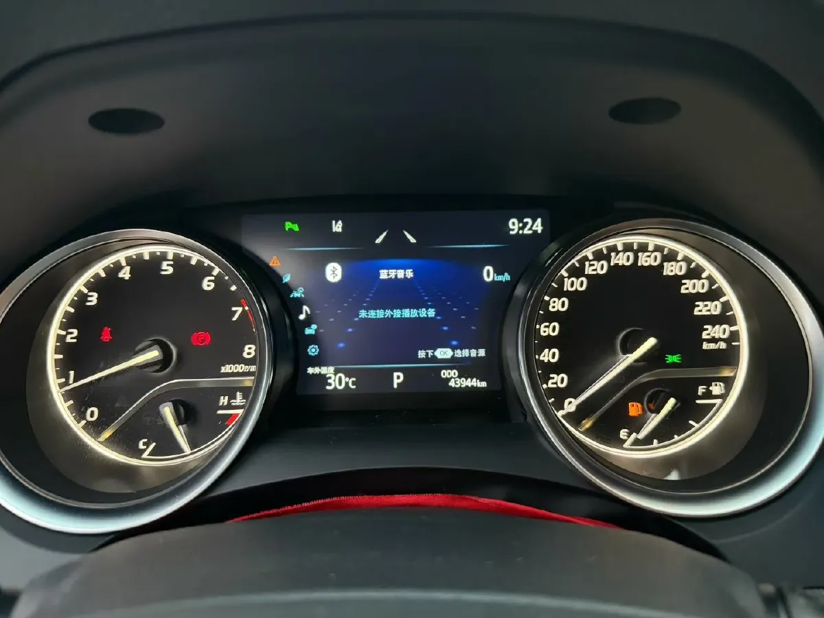 2023 Toyota Camry 2.0L 177HP L4 CVT,autocango,china used car exporter,china ev exporter,chinese used car exporter,chinese used ev exporter