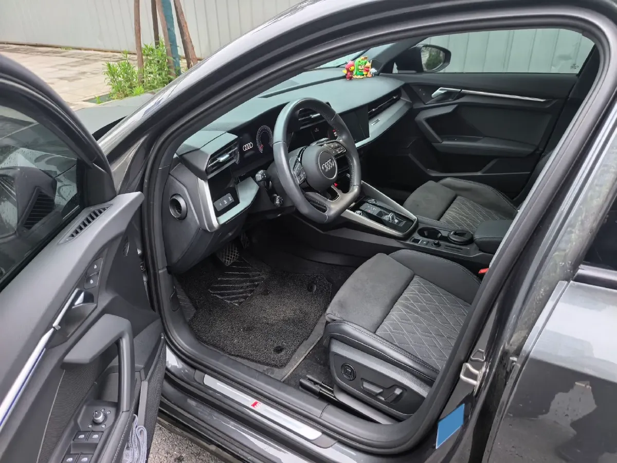 2022 Audi A3 1.4T 150HP L4 7DCT,autocango,china used car exporter,china ev exporter,chinese used car exporter,chinese used ev exporter