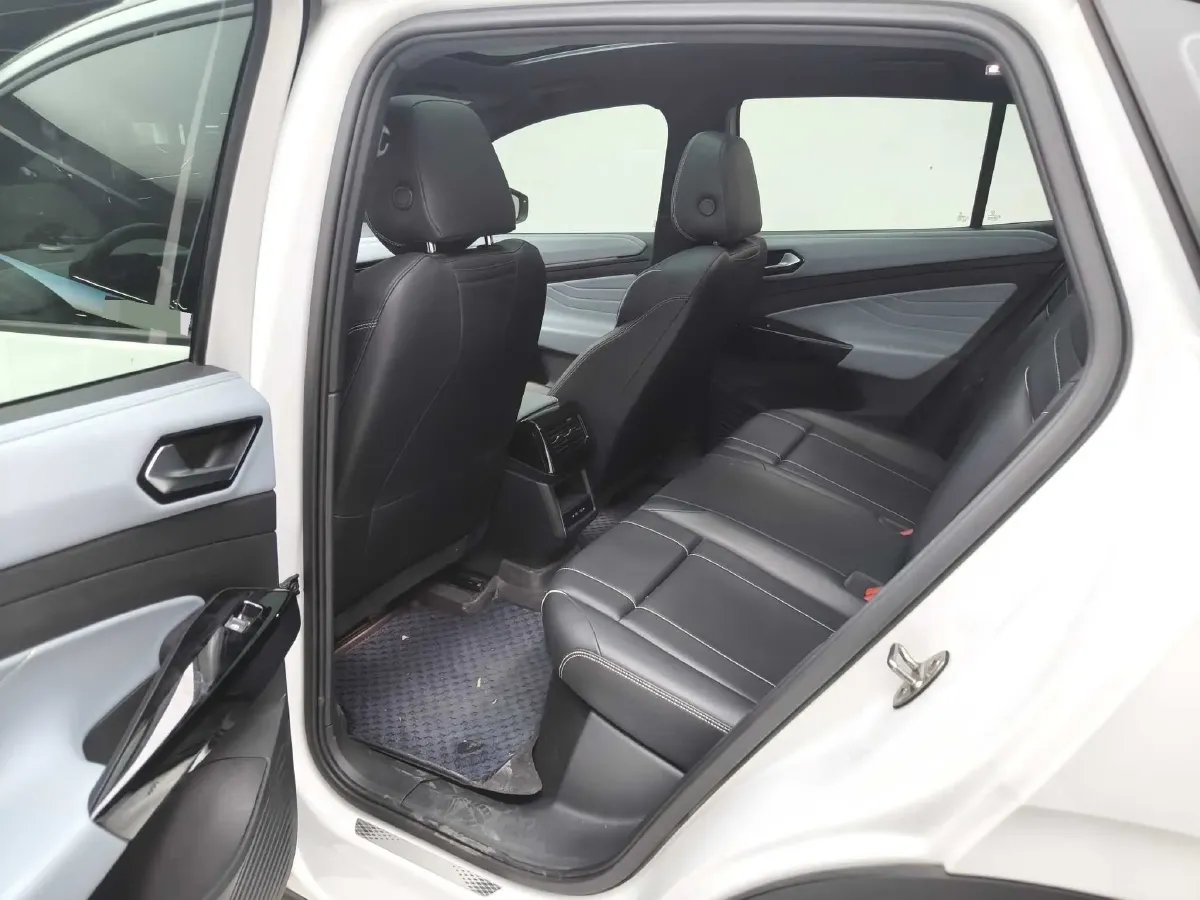 2023 Volkswagen ID.4 X BEV 52.8KWH,autocango,china used car exporter,china ev exporter,chinese used car exporter,chinese used ev exporter