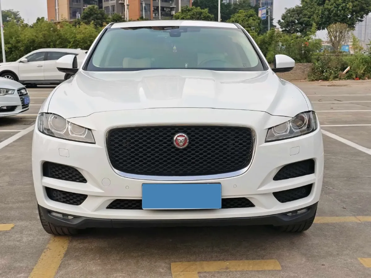 2020 Jaguar F-PACE 2.0T 250HP L4 8AT,autocango,china used car exporter,china ev exporter,chinese used car exporter,chinese used ev exporter
