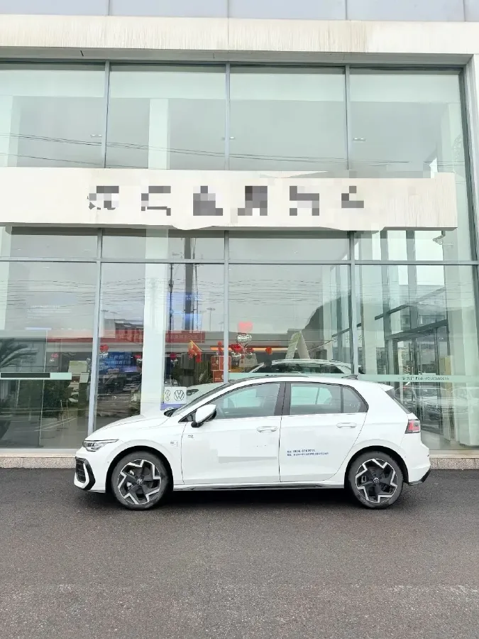 2025 Volkswagen Golf 1.5T 160HP L4 7DCT,autocango,china used car exporter,china ev exporter,chinese used car exporter,chinese used ev exporter
