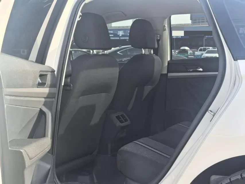 2019 Volkswagen T-Cross 1.5L 113HP L4 6AT,autocango,china used car exporter,china ev exporter,chinese used car exporter,chinese used ev exporter