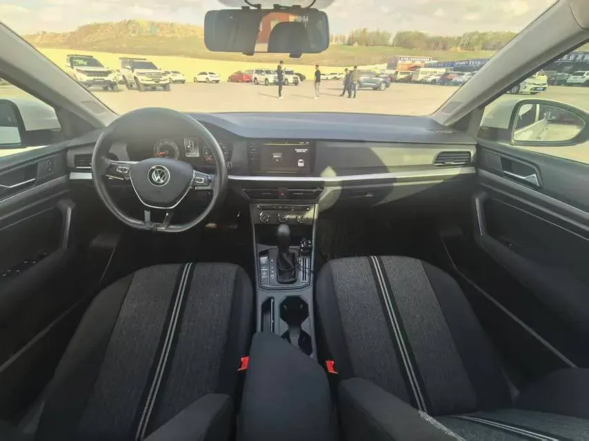 2019 Volkswagen T-Cross 1.5L 113HP L4 6AT,autocango,china used car exporter,china ev exporter,chinese used car exporter,chinese used ev exporter