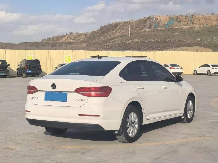 2019 Volkswagen T-Cross 1.5L 113HP L4 6AT,autocango,china used car exporter,china ev exporter,chinese used car exporter,chinese used ev exporter