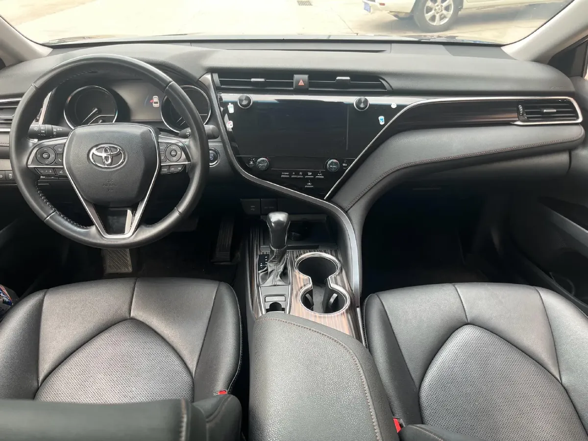 2019 Toyota Camry 2.0L 178HP L4 CVT,autocango,china used car exporter,china ev exporter,chinese used car exporter,chinese used ev exporter