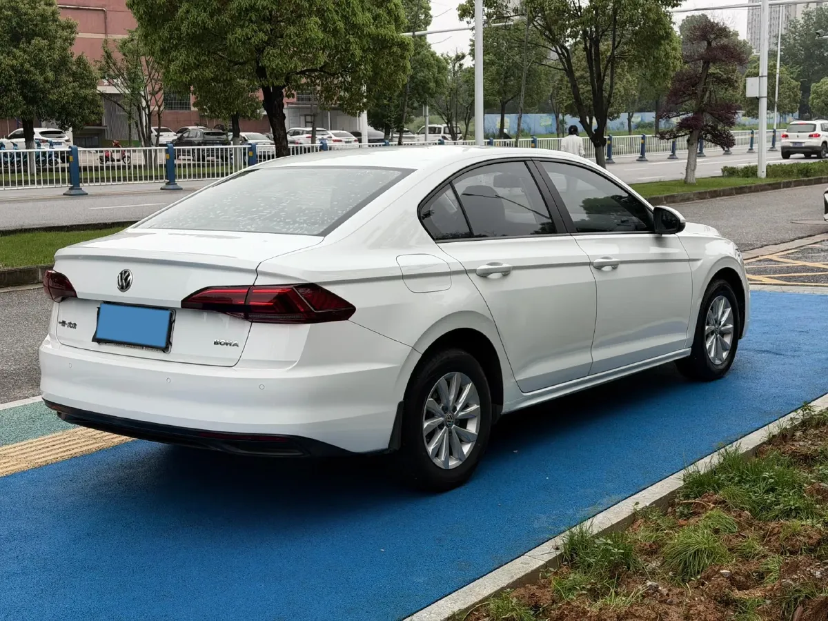 2019 Bestune T77 1.2T 143HP L4 7DCT,autocango,china used car exporter,china ev exporter,chinese used car exporter,chinese used ev exporter