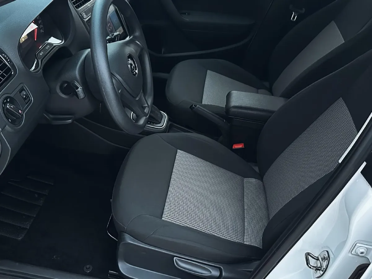 2018 ChangAn Eado 1.6L 128HP L4 6AT,autocango,china used car exporter,china ev exporter,chinese used car exporter,chinese used ev exporter