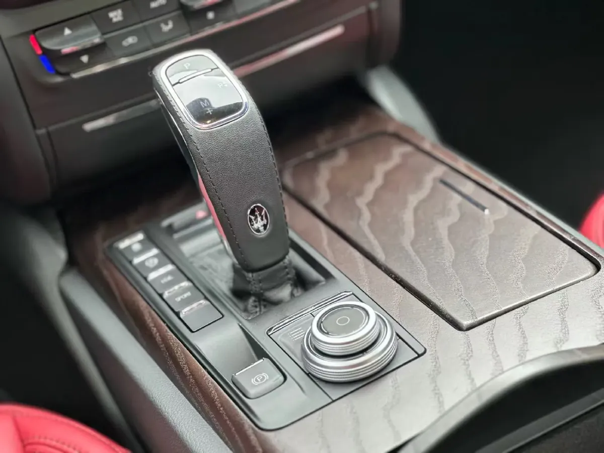 2019 Maserati Ghibli 3.0T 350HP V6 8AT,autocango,china used car exporter,china ev exporter,chinese used car exporter,chinese used ev exporter