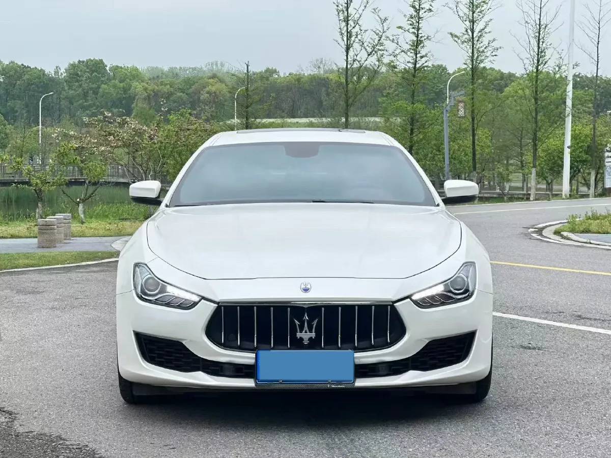 2019 Maserati Ghibli 3.0T 350HP V6 8AT,autocango,china used car exporter,china ev exporter,chinese used car exporter,chinese used ev exporter