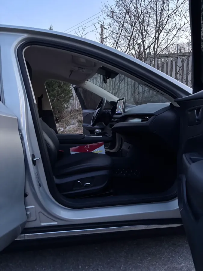 2022 HongQi E-QM5 BEV 54KWH,autocango,china used car exporter,china ev exporter,chinese used car exporter,chinese used ev exporter