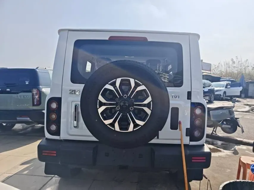 2024 212 212 T01 2.0T 252HP L4 8AT,autocango,china used car exporter,china ev exporter,chinese used car exporter,chinese used ev exporter