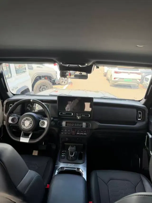 2024 212 212 T01 2.0T 252HP L4 8AT,autocango,china used car exporter,china ev exporter,chinese used car exporter,chinese used ev exporter