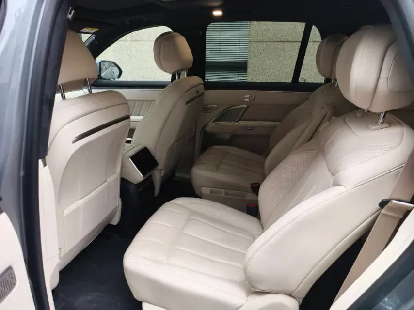 2025 ONVO L90 BEV,autocango,china used car exporter,china ev exporter,chinese used car exporter,chinese used ev exporter