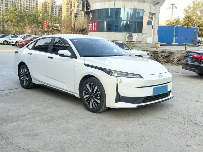 2024 ChangAn QiYuan A05 1.5L 110HP L4 E-CVT PHEV 9.07KWH,autocango,china used car exporter,china ev exporter,chinese used car exporter,chinese used ev exporter
