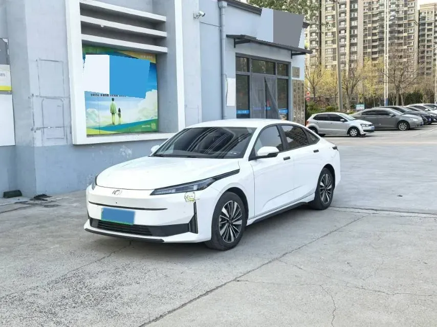2024 ChangAn QiYuan A05 1.5L 110HP L4 E-CVT PHEV 9.07KWH,autocango,china used car exporter,china ev exporter,chinese used car exporter,chinese used ev exporter