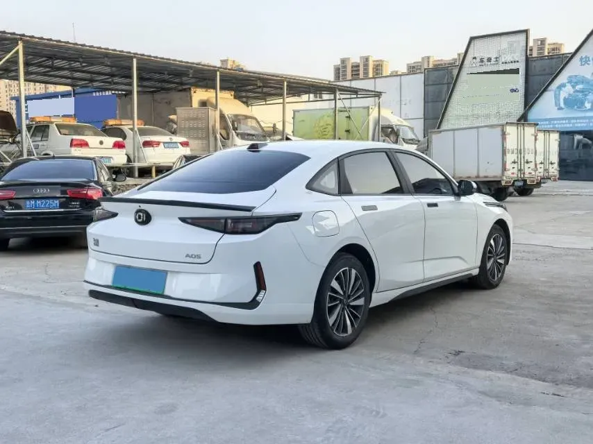 2024 ChangAn QiYuan A05 1.5L 110HP L4 E-CVT PHEV 9.07KWH,autocango,china used car exporter,china ev exporter,chinese used car exporter,chinese used ev exporter
