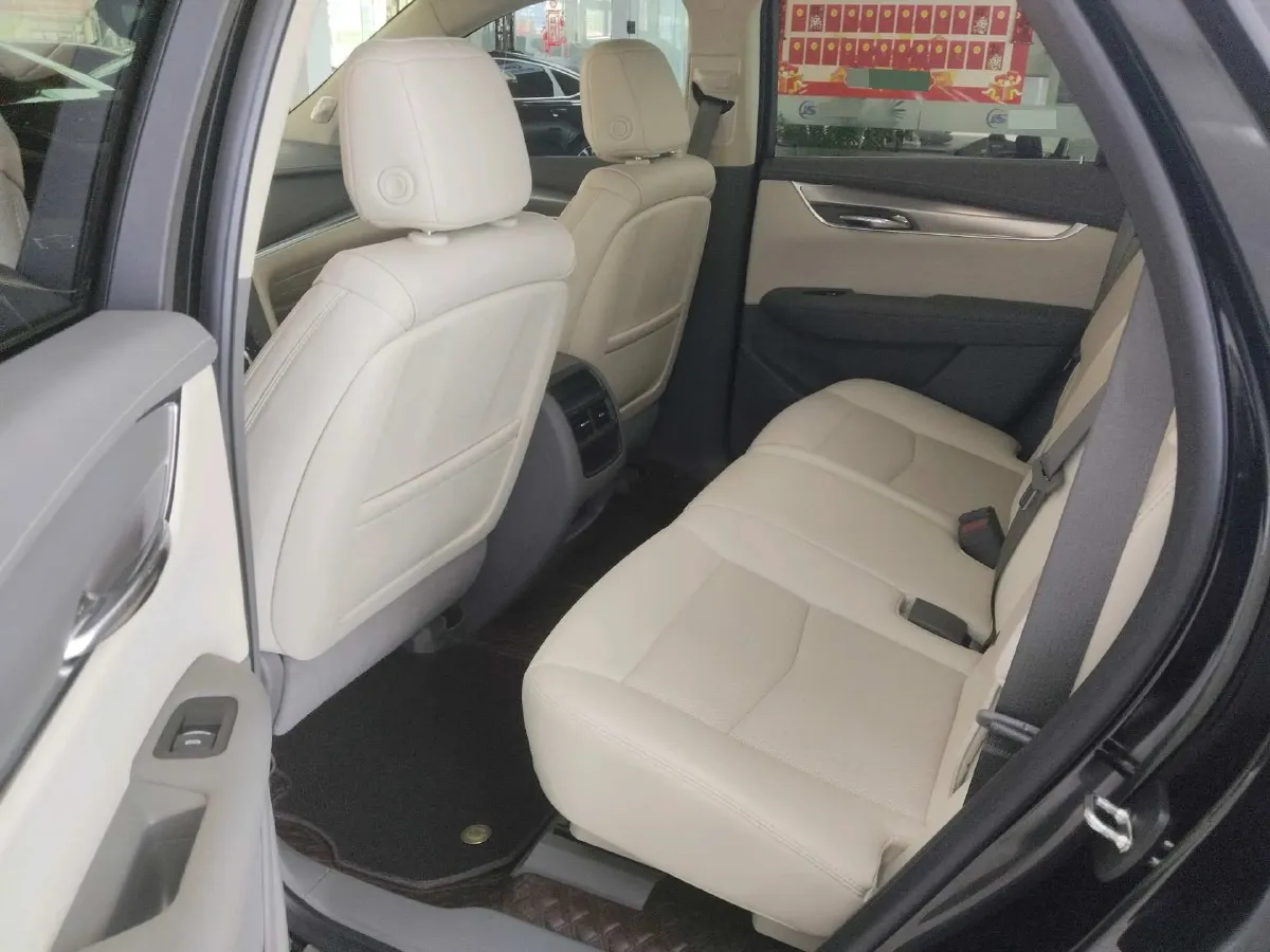 2023 Cadillac XT5 2.0T 237HP L4 9AT,autocango,china used car exporter,china ev exporter,chinese used car exporter,chinese used ev exporter