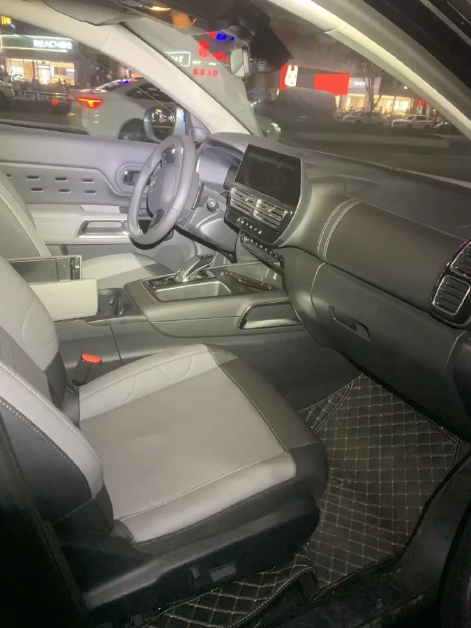 2023 Citroen C5 Aircross 1.6T 175HP L4 8AT,autocango,china used car exporter,china ev exporter,chinese used car exporter,chinese used ev exporter