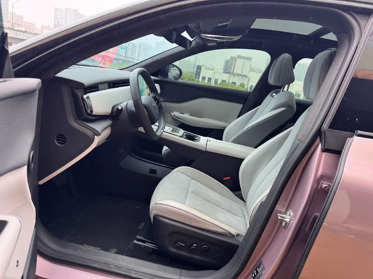 2024 Voyah ZhiYin BEV 77KWH,autocango,china used car exporter,china ev exporter,chinese used car exporter,chinese used ev exporter