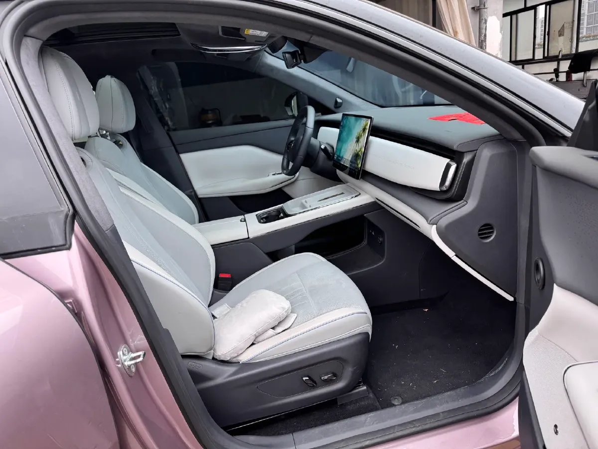 2024 Voyah ZhiYin BEV 77KWH,autocango,china used car exporter,china ev exporter,chinese used car exporter,chinese used ev exporter