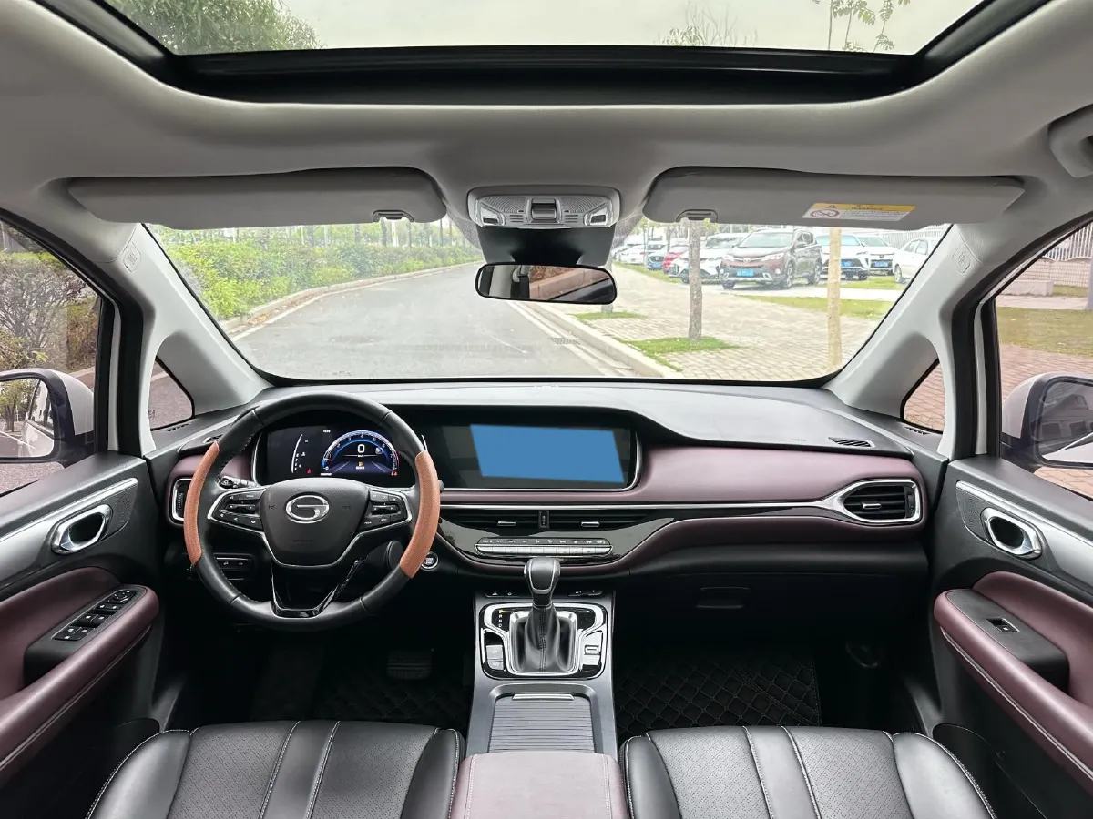 2021 GAC Trumpchi M6 1.5T 169HP L4 7DCT,autocango,china used car exporter,china ev exporter,chinese used car exporter,chinese used ev exporter