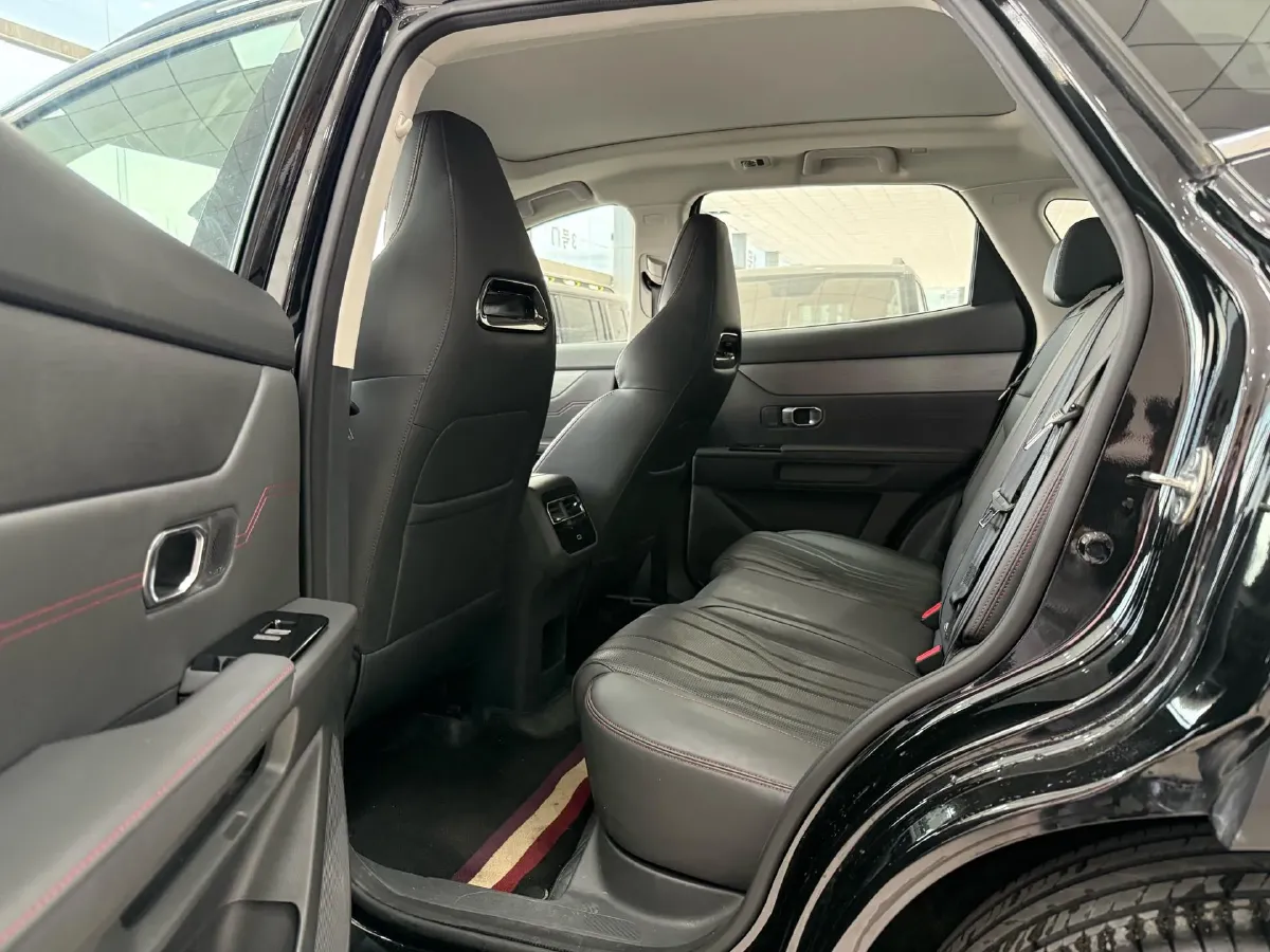 2025 Jetour DASHING 1.5T 184HP L4 7DCT,autocango,china used car exporter,china ev exporter,chinese used car exporter,chinese used ev exporter