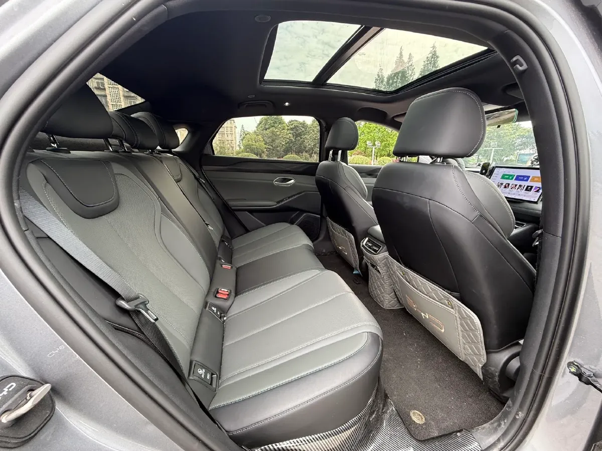 2025 BYD QinL BEV,autocango,china used car exporter,china ev exporter,chinese used car exporter,chinese used ev exporter