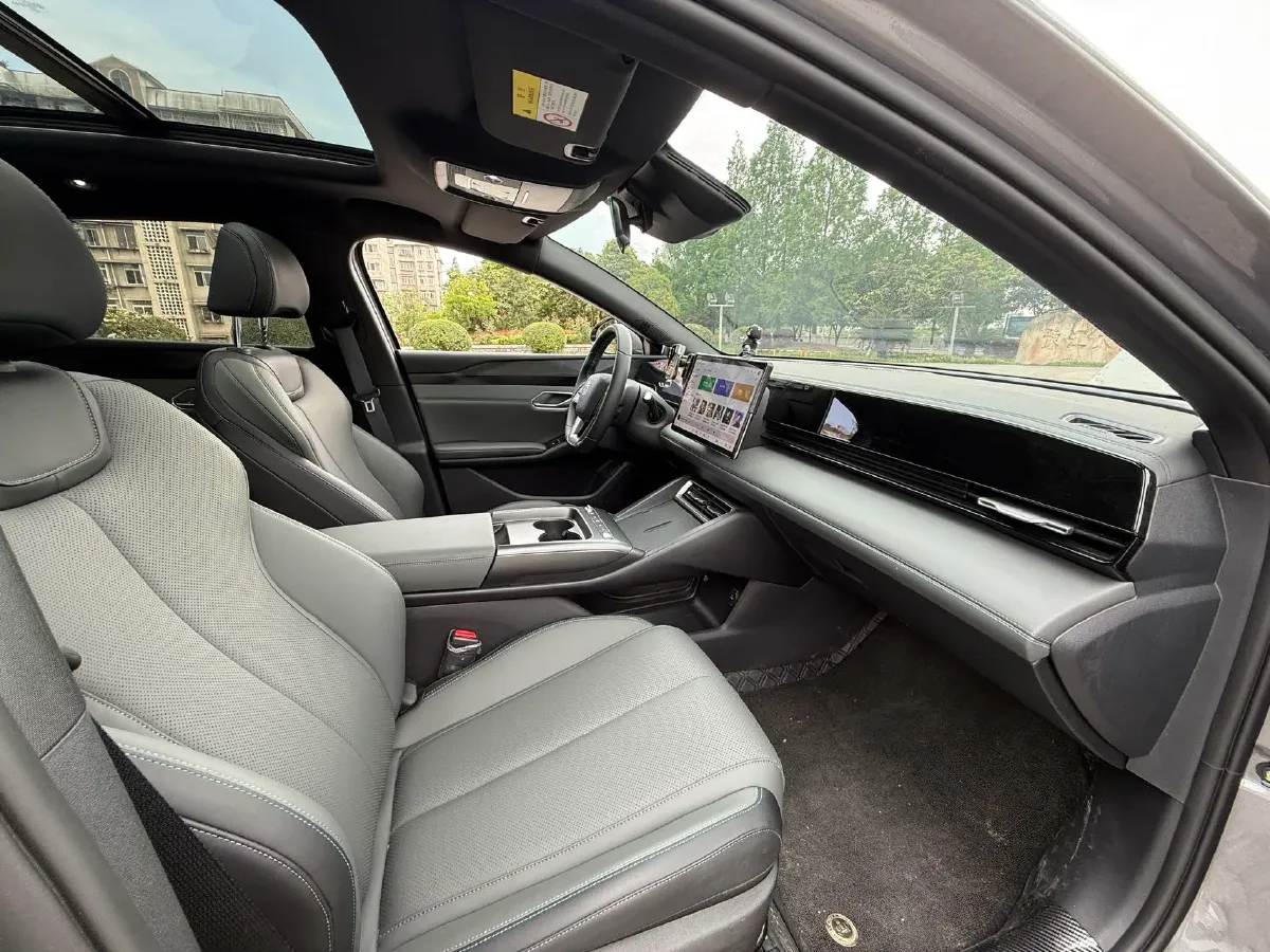 2025 BYD QinL BEV,autocango,china used car exporter,china ev exporter,chinese used car exporter,chinese used ev exporter