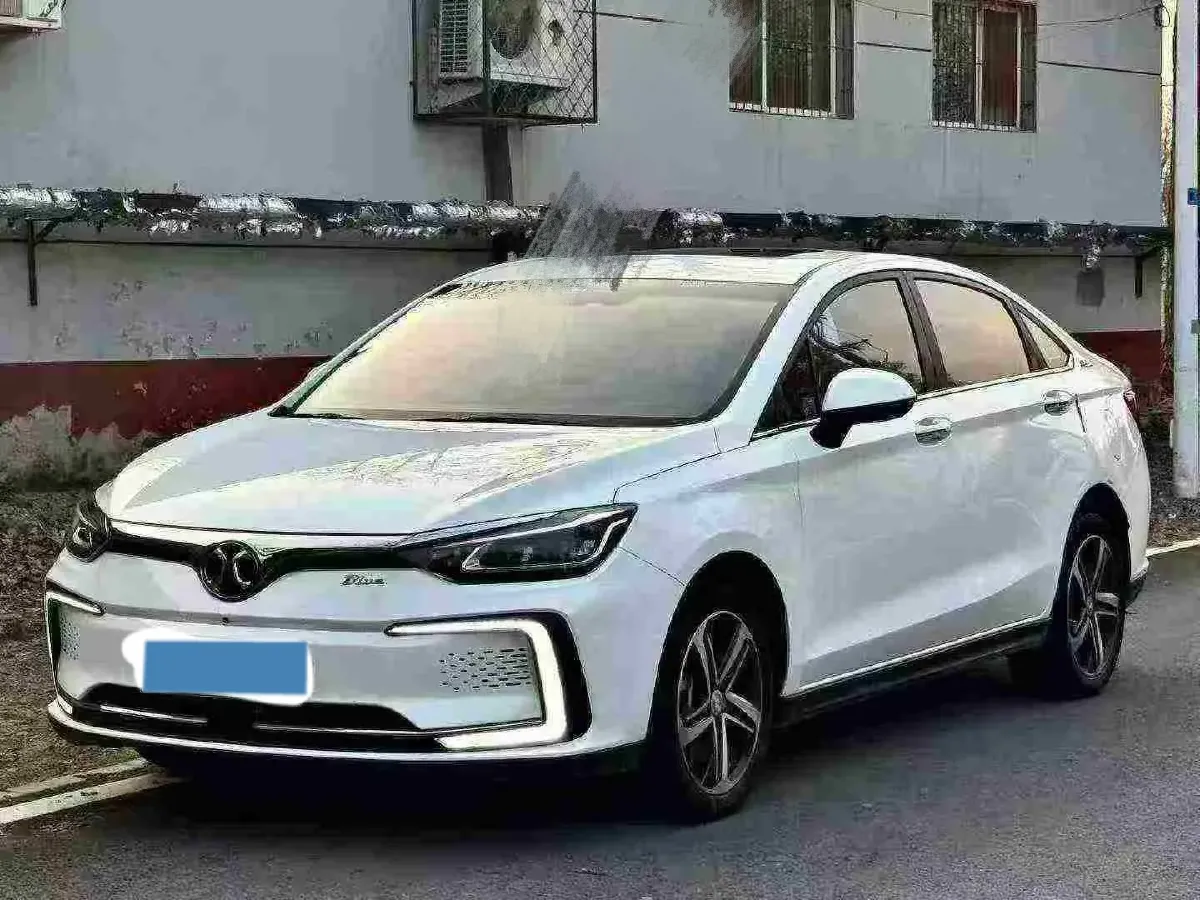 2018 BeiJing Auto EU5 BEV 53.66KWH,autocango,china used car exporter,china ev exporter,chinese used car exporter,chinese used ev exporter
