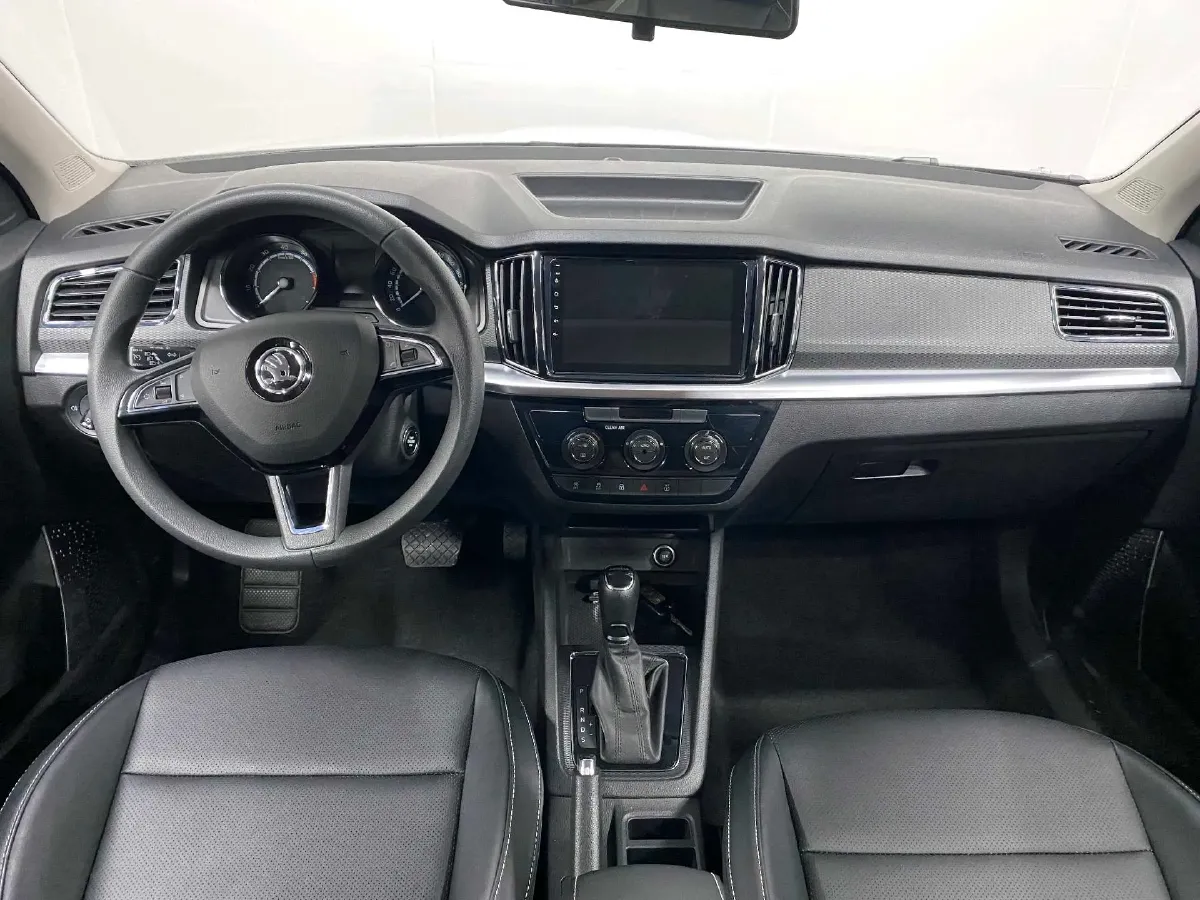 2022 Skoda Kamiq 1.5L 112HP L4 6AT,autocango,china used car exporter,china ev exporter,chinese used car exporter,chinese used ev exporter