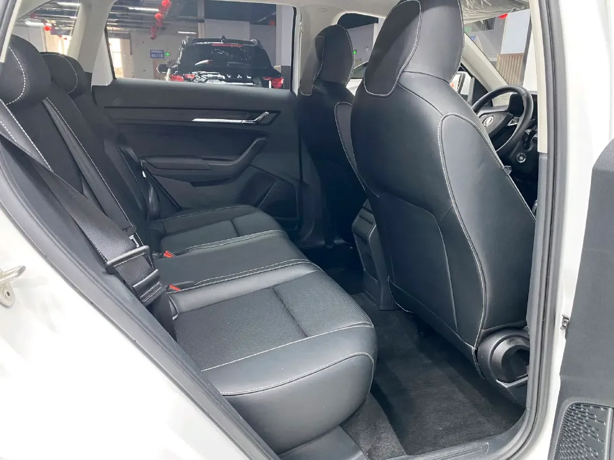 2022 Skoda Kamiq 1.5L 112HP L4 6AT,autocango,china used car exporter,china ev exporter,chinese used car exporter,chinese used ev exporter